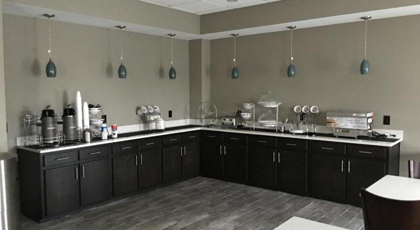 Americas Best Value Inn & Suites Хорн Лейк Екстериор снимка