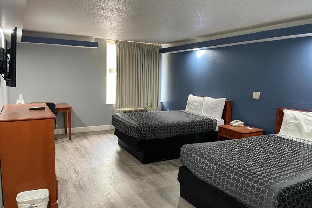 Americas Best Value Inn & Suites Хорн Лейк Екстериор снимка