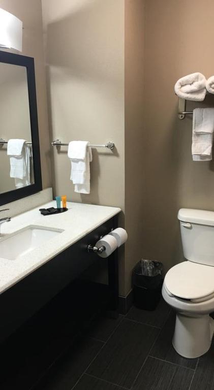 Americas Best Value Inn & Suites Хорн Лейк Екстериор снимка