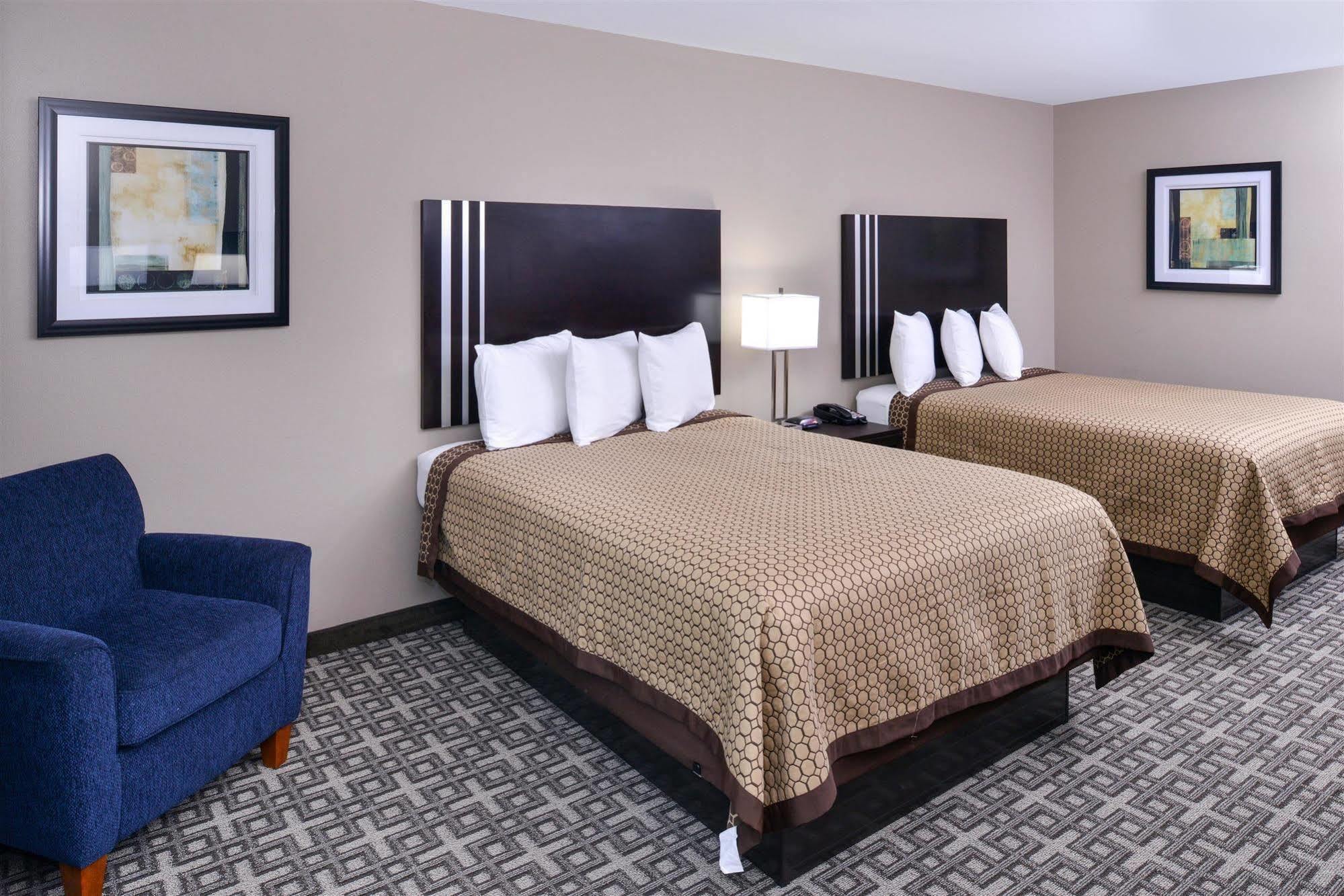Americas Best Value Inn & Suites Хорн Лейк Екстериор снимка