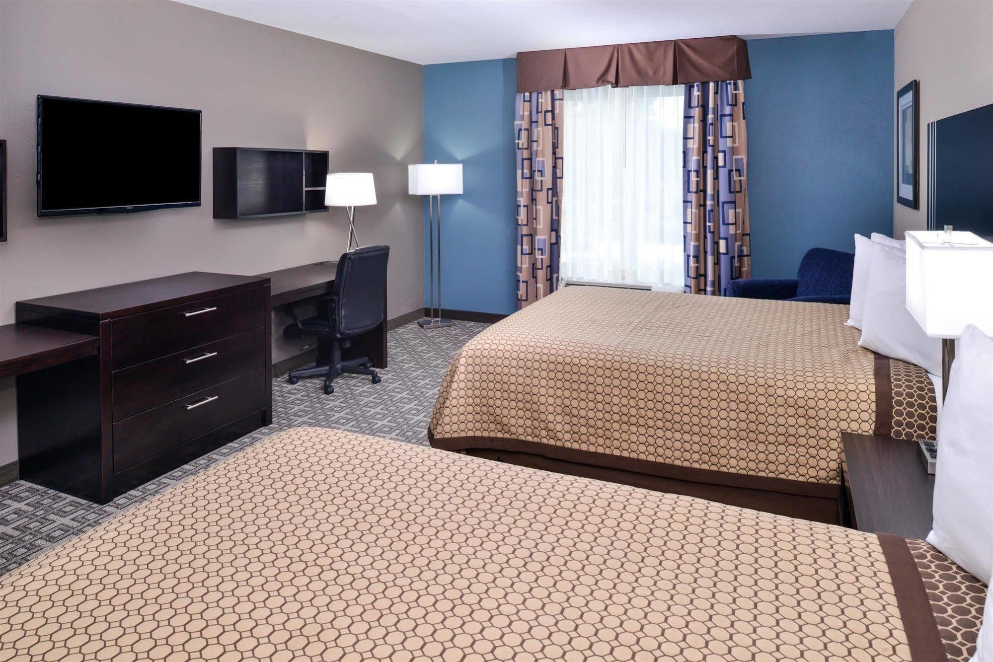 Americas Best Value Inn & Suites Хорн Лейк Екстериор снимка