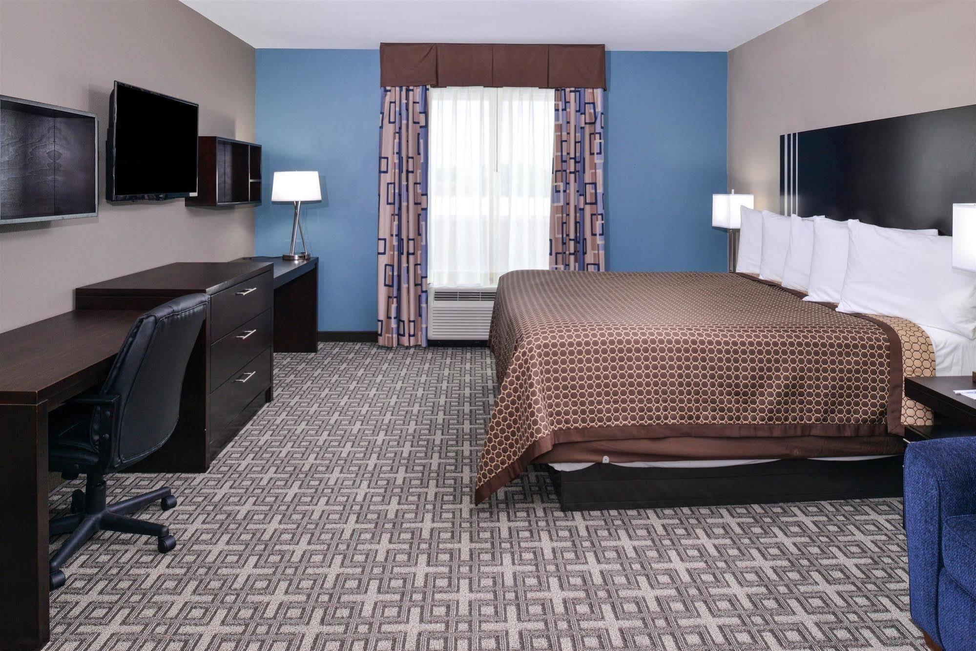 Americas Best Value Inn & Suites Хорн Лейк Екстериор снимка